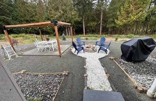 Port Angeles House | Blue Mtn Bungalow Cabin Escape in the Woods