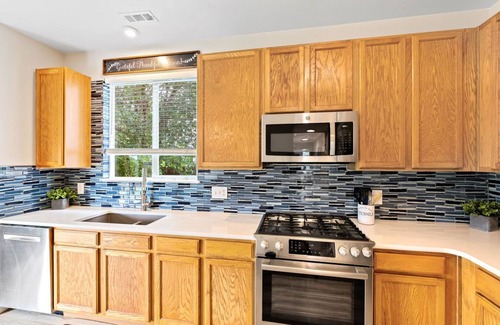 Colorado Springs House | Blue Oasis, close to Peterson and Schreiver Air Force Bases