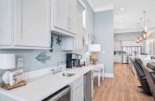 Southpointe House | Blue Oasis - Ultimate Luxury, Beachfront Home, Private Pool and Elevator!