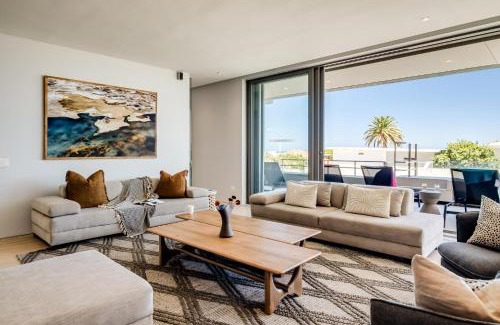 Camps Bay Villa | Blue Ocean Residence