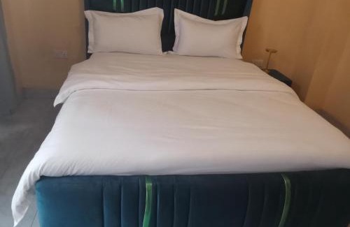 Ngara West Apartment | Blue-orchid House