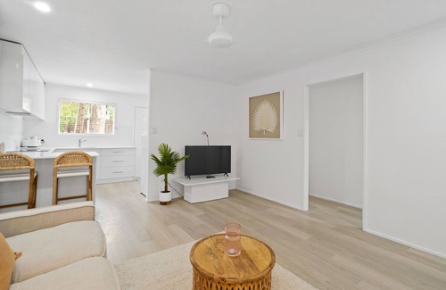 Blacks Beach Apartment | Blue Pacific Oasis