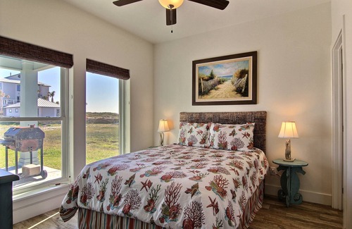 Port Aransas House | Blue Pearl | Balcony Gulf View, Great for Families