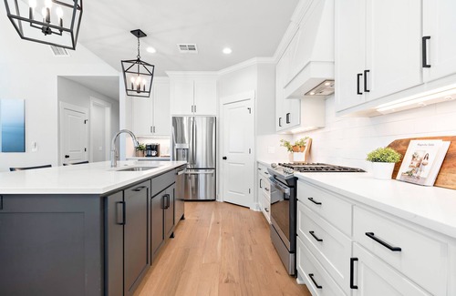 Waco House | Blue Retreat on 5th - 3.5 Bathrooms!