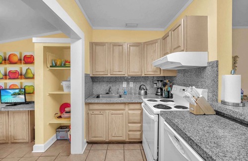 Tarpon River House | Blue Reverie - Downtown Cottage