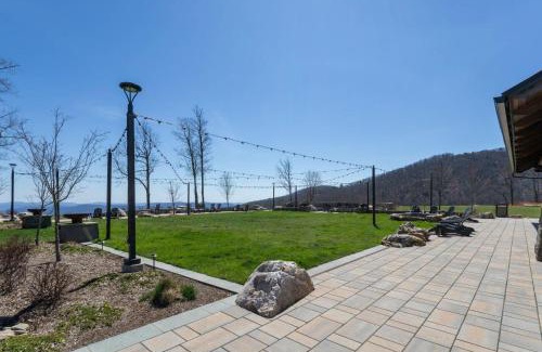 Lenoir House | Blue Ridge Bliss at Blue Ridge Mountain Club