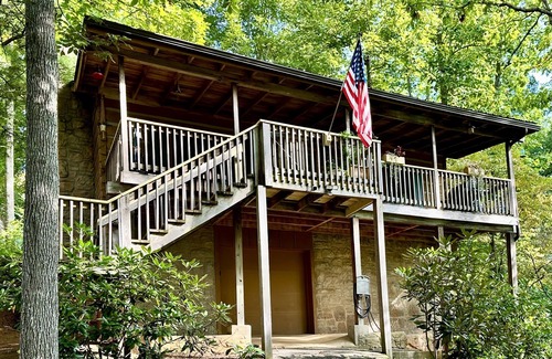 Canton House | Blue Ridge Mountain Retreat at Springdale Resort, Canton, NC
