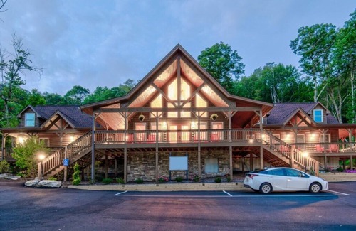 Banner Elk Villa | Blue Ridge Village (Banner Elk) - 1 Bedroom Villa