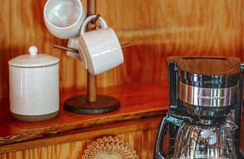 Nellysford House | Blue's Barn: Central to Wineries & Breweries