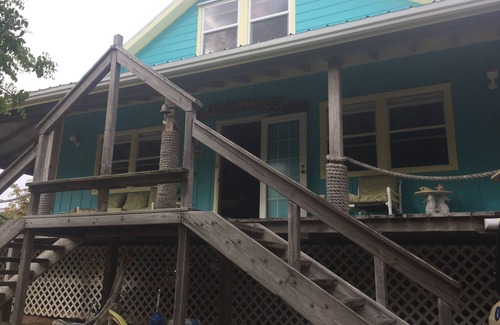 Man O War Cay House | Blue Sargasso Cottage, Man O War, One block from Beach, 3 BR-3BR