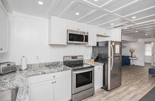 Ash House | Blue Sea Horse Cottage