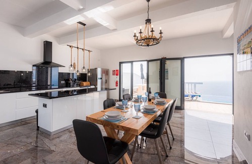 Calheta Villa | Blue Sea Tower, Luxury Character Villa, Private Heated Pool. Superb Ocean view