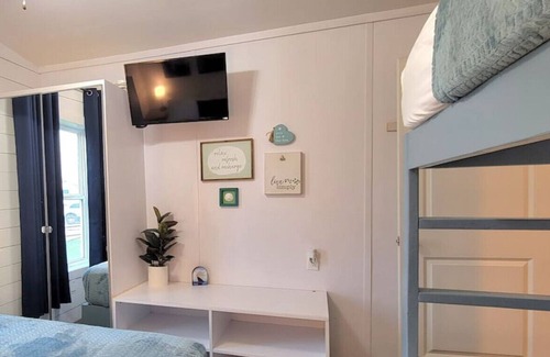 Indianola House | Blue Shark · IFM's Blue Shark Cottage