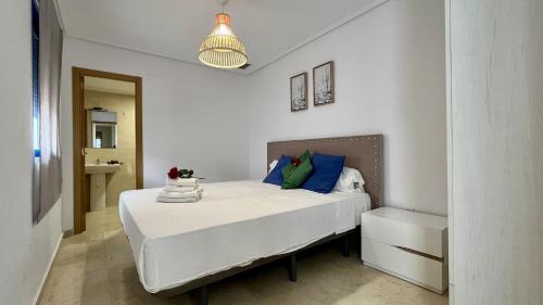 Alicante Apartment | Blue Suites 10B by Gloove