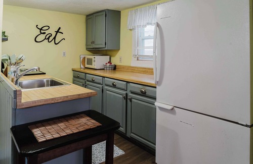 Wells Beach House | Blue Tides Summary: B