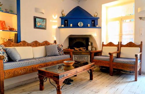 Xanthi Region House | BLUE, Traditional House