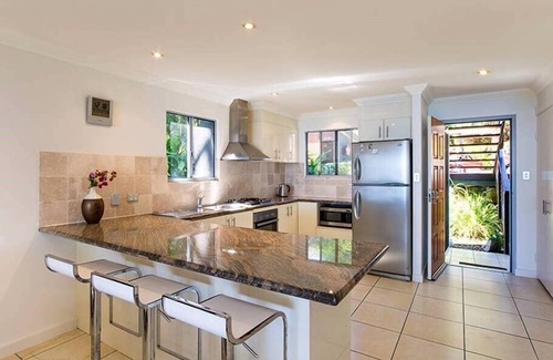 Hamilton Island Apartment | Blue water Views 15, Beautiful Apartment on Hamilton Island