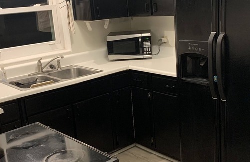 Tallahassee House | Blue Wonder Cozy Convenient w Pool