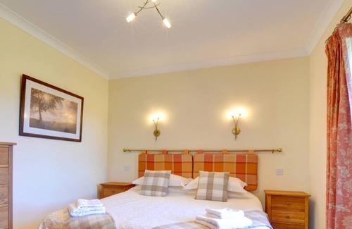 Felinfach House | Bluebell Cottage in the beautiful Lampeter