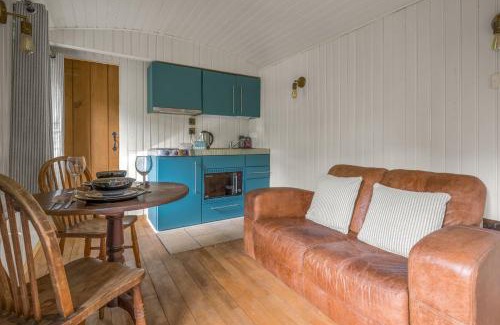 Coniston House | Bluebell Lodge, Lake District