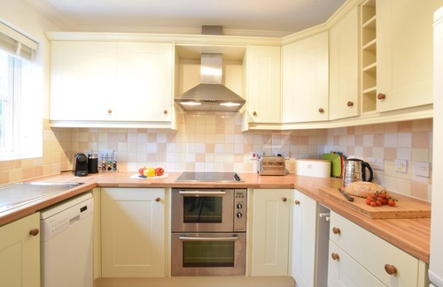 Peasenhall Cottage | BLUEBELLE COTTAGE, PEASENHALL, with a garden in Peasenhall