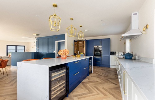 Llanfaelog House | Bluebells - a fantastic new build sleeping 8 in Llanfaelog