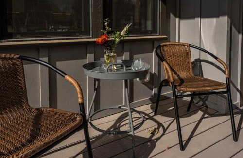 Century West House | Bluebird Day - Wild River Getaway