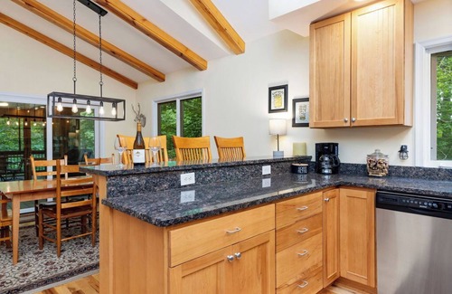Chestnut Springs House | Bluebird Mountain Home: Dog Friendly, No Step Master