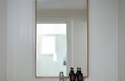 Ocean Point Hotel | Bluebird Ocean Point Inn