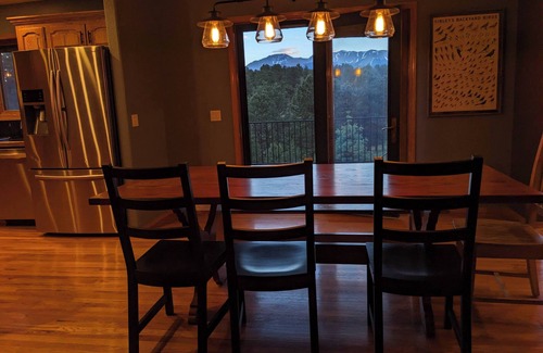 Woodland Park House | Bluebird View ~ 10 Acres, Hot Tub, 5 bedrooms, Spacious, Private