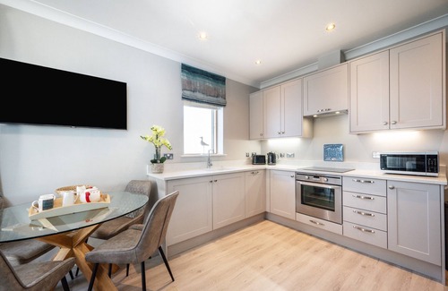 Seahouses Apartment | Bluegrass - Two Bedroom Apartment, Sleeps 4