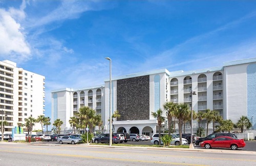 Daytona Beach Shores Resort | Bluegreen | Biketoberfest in Daytona Ocean View