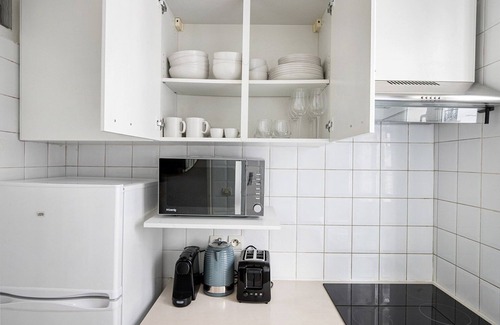 7th Arrondissement Apartment | Blueground | École Militaire, furnished, balcony
