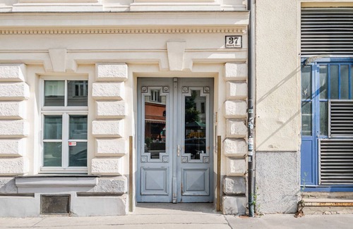 Josefstadt Apartment | Blueground | Alsergrund, view, nr Votivkirche