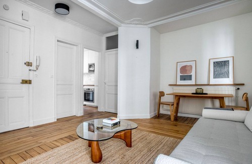 Levallois-Perret Apartment | Blueground | Anatole-France, fully furnished