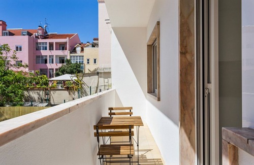 Sao Joao de Deus Apartment | Blueground | Areeiro, balcony, nr Parque Eduardo VII