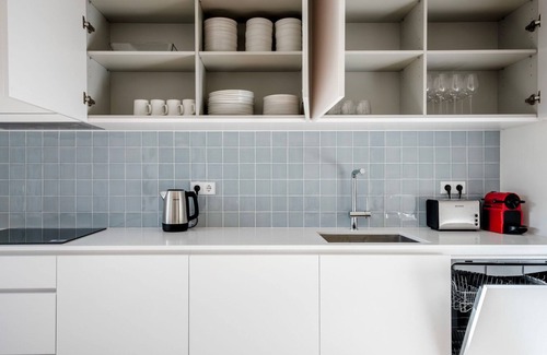 Sao Joao de Deus Apartment | Blueground | Areeiro, furnished + appliances