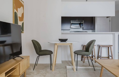 Ballston Apartment | Blueground | Ballston, pool, nr Arlington Park