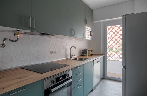 Sao Domingos de Benfica Apartment | Blueground | Benfica, fully furnished