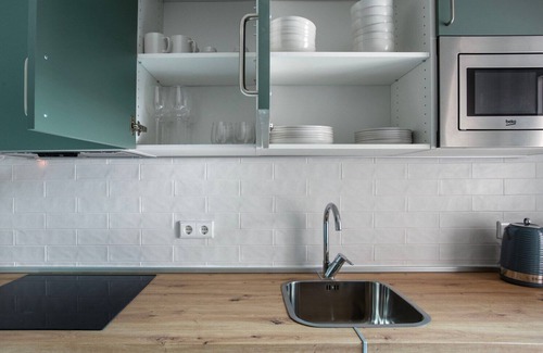 Sao Domingos de Benfica Apartment | Blueground | Benfica, fully furnished