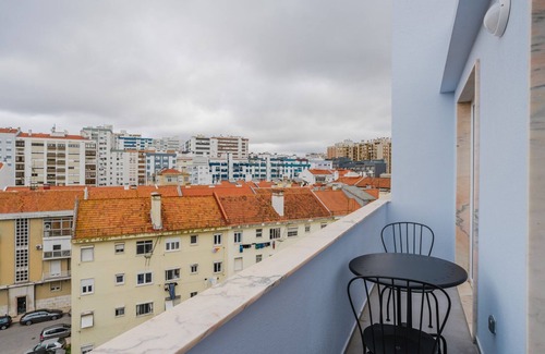 Benfica Apartment | Blueground | Benfica, furnished, washer, a/c