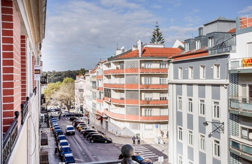 Santo Condestavel Apartment | Blueground | Campo de Ourique, balcony