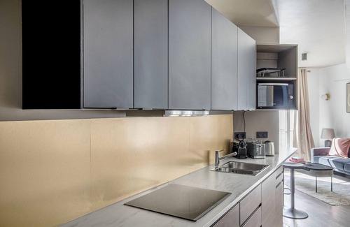 1st Arrondissement Apartment | Blueground | Canal Saint Martin, near shops