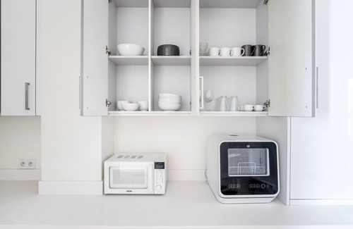 Champs-Elysees Apartment | Blueground | Champs-Élysées, furnished + kitchen