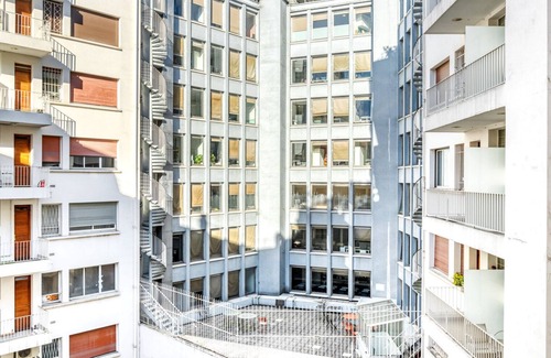Champs-Elysees Apartment | Blueground | Champs Elysées, elevator, nr shops