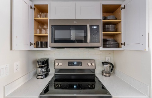 Court House Apartment | Blueground | Clarendon, fitness center, nr Arlington Cemetery