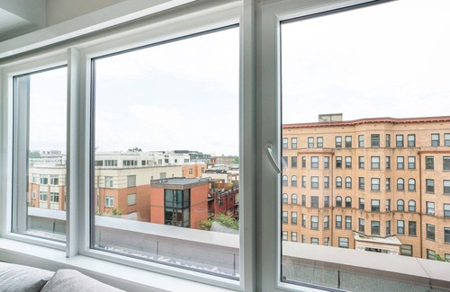 Columbia Heights Apartment | Blueground | Columbia Heights, pool, nr Meridian Hill Park