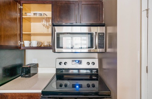 Connecticut Ave - K Street Apartment | Blueground | Connecticut Ave/K Street, rooftop, nr White House