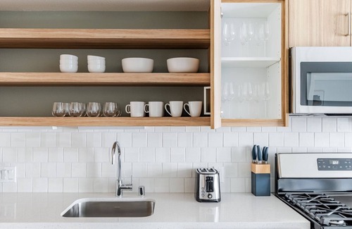 Downtown Berkeley Apartment | Blueground | Dtwn Berkeley, AC, nr UC Campus