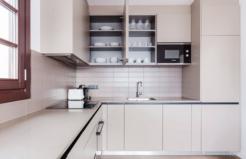 El Born House | Blueground | El Born, AC & w/d, nr Ciutadella